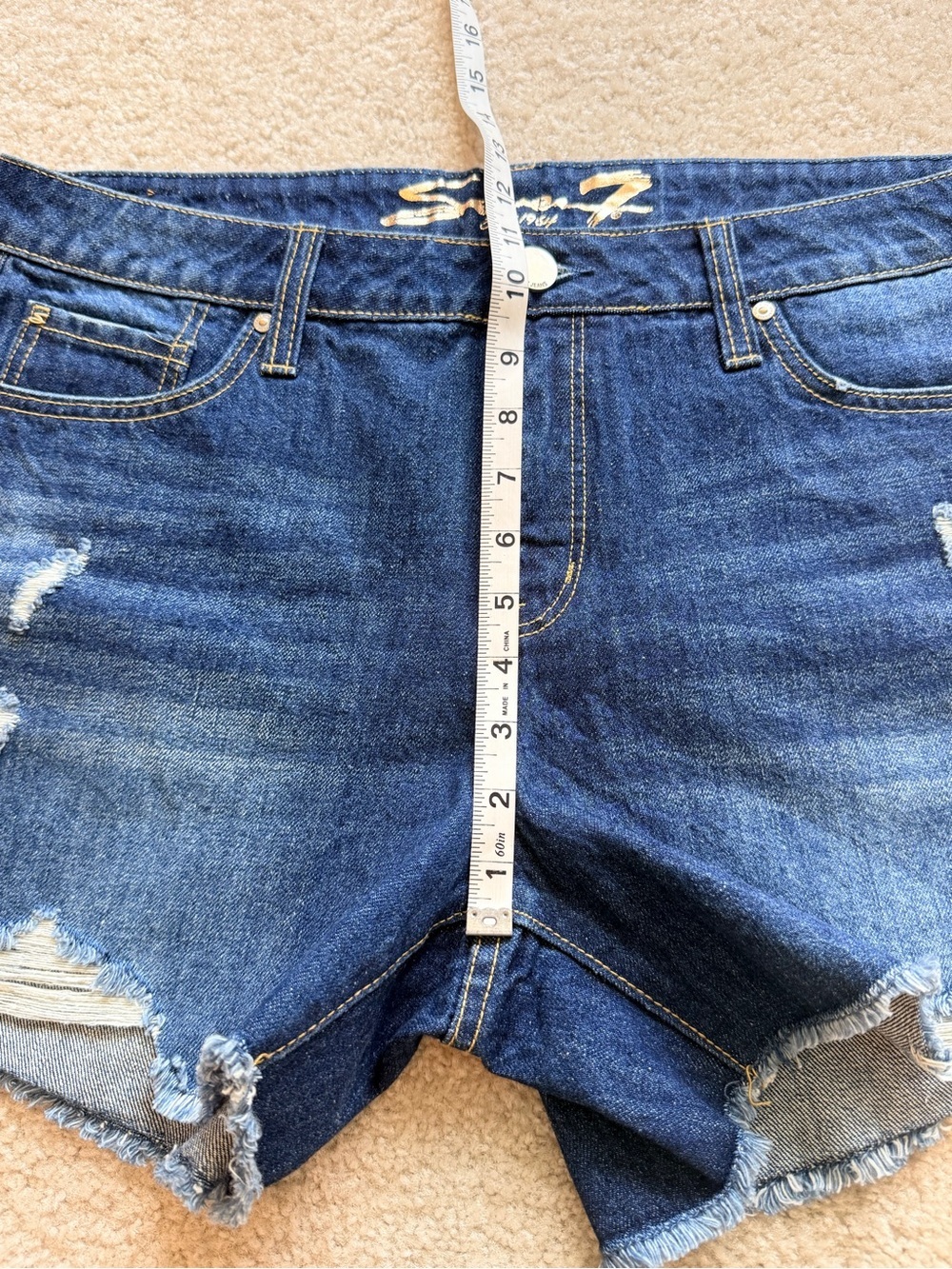 Seven7 Weekend Casual Distressed Denim Jean Shorts 100% Cotton Size 12 - Picture 7 of 13